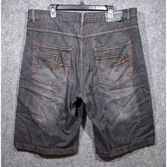 VTG Brooklyn Xpress Black Denim Long Jorts 13" inseam 40" Waist Y2K Baggy Shorts - Picture 8 of 8